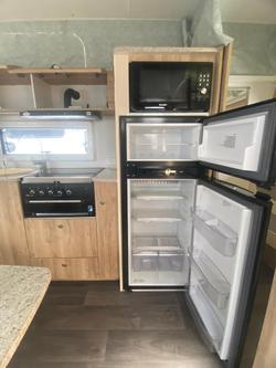 2022 Avan Aspire 555 Poptop