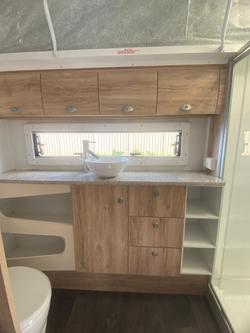 2022 Avan Aspire 555 Poptop