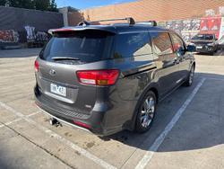 2017 Kia Carnival Platinum