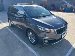 2017 Kia Carnival Platinum