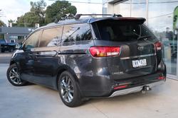 2017 Kia Carnival Platinum