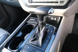 2017 Kia Carnival Platinum