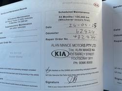 2017 Kia Carnival Platinum