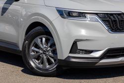 2023 Kia Carnival S