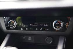 2024 Mitsubishi Outlander ES