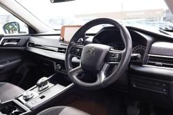 2024 Mitsubishi Outlander ES