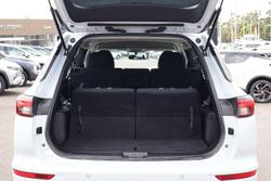 2024 Mitsubishi Outlander ES