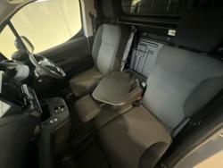 2025 Peugeot Partner Premium