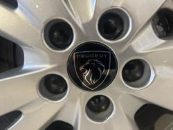 2025 Peugeot Partner Premium