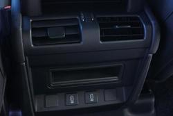 2026 Land Rover Defender 110 D350 X-Dynamic SE