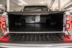 2020 Toyota Hilux SR5