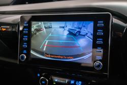 2020 Toyota Hilux SR5