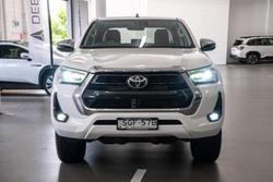 2020 Toyota Hilux SR5