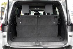 2025 Toyota Landcruiser VX