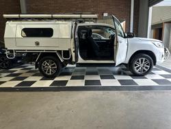 2018 Toyota Hilux SR5 GUN126R 4X4 Dual Range Glacier White