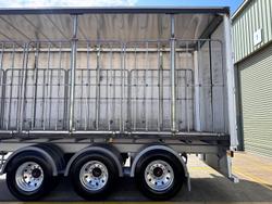 2016 Maxitrans St3 Tri Axle