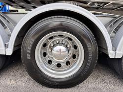 2010 Krueger 32 Pallet Dd