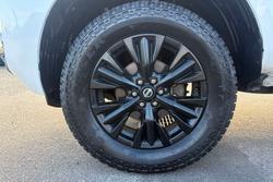 2021 Nissan Navara SL