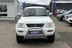2005 Mitsubishi Triton GLX-R