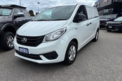 2022 LDV G10 +