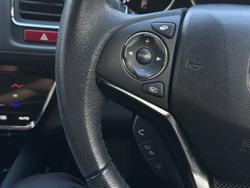 2016 Honda HR-V VTi-S