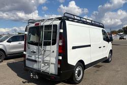 2021 Mitsubishi Express GLX