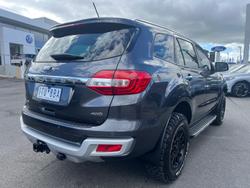 2022 Ford Everest Titanium
