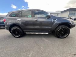 2022 Ford Everest Titanium
