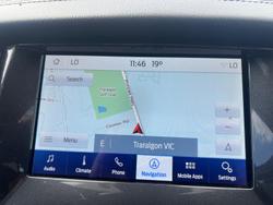 2022 Ford Everest Titanium