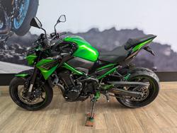 2022 Kawasaki Z900 SUPERNAKED (ZR900) Black