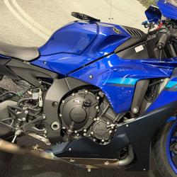 2023 Yamaha YZF-R1 Blue