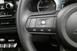 2025 Mitsubishi Triton GLX