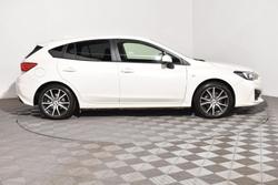2017 Subaru Impreza 2.0i
