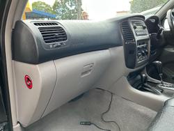 2005 Toyota Landcruiser GXL
