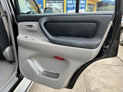 2005 Toyota Landcruiser GXL