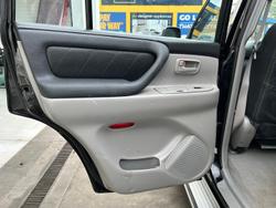 2005 Toyota Landcruiser GXL