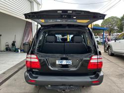 2005 Toyota Landcruiser GXL
