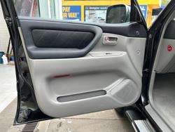 2005 Toyota Landcruiser GXL
