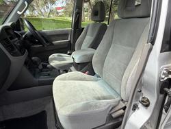 2001 Mitsubishi Pajero GLS