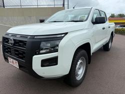 2025 Nissan Navara SL