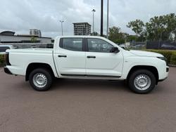 2025 Nissan Navara SL