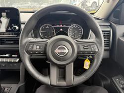 2025 Nissan Navara SL