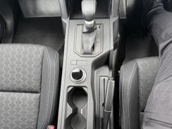 2025 Nissan Navara SL