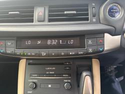 2015 Lexus CT 200h Luxury