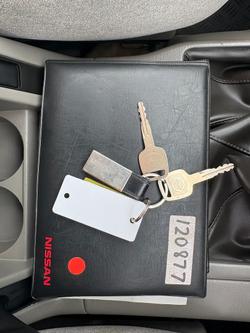 2012 Nissan Patrol DX