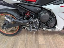 2010 Yamaha FZ6R WHITE