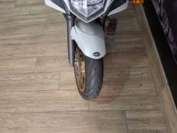 2010 Yamaha FZ6R WHITE