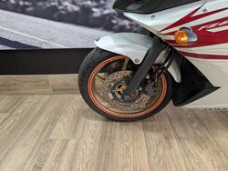 2010 Yamaha FZ6R WHITE