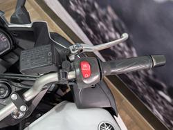 2010 Yamaha FZ6R WHITE