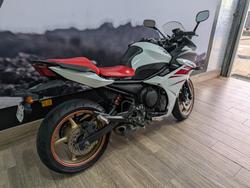 2010 Yamaha FZ6R WHITE